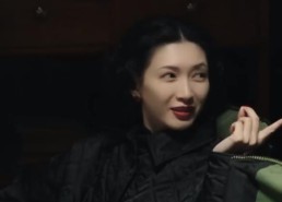 《无名》曝花絮 王一博“吃瓜”江疏影爆料王传君！吃瓜爆料