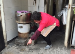 袜子上老是有不明液体,揭秘袜子反复出现不明液体的神秘现象